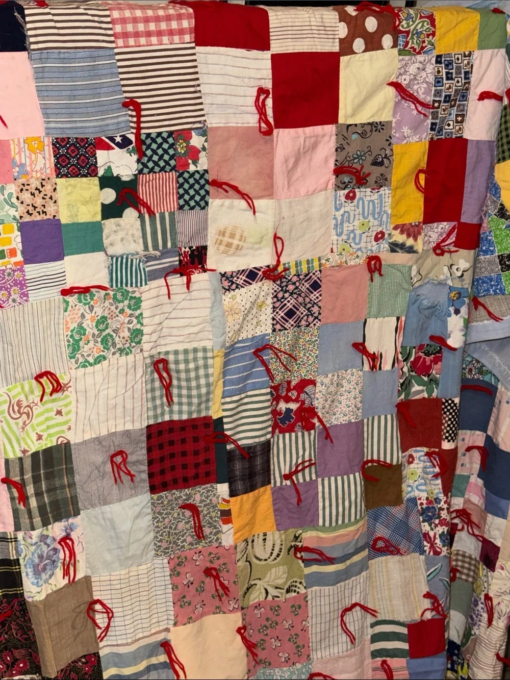 VTG CUSTOM MADE HANDMADE HAND STITCHED ONE OF A KIND GRANDMOTHER QUILT BLANKET